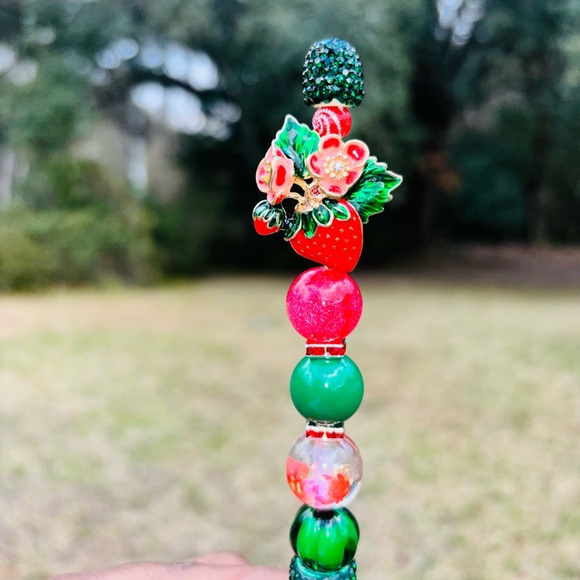 Custom Made Strawberries with Green Leaves Red Rhinestone Beaded Pen - Picture 2 of 2